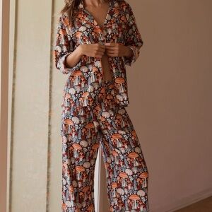 Anthropologie Mushroom Print Flannel Pajamas L/XL